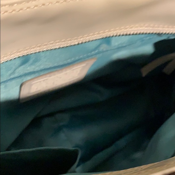 Handbag - Picture 5 of 7